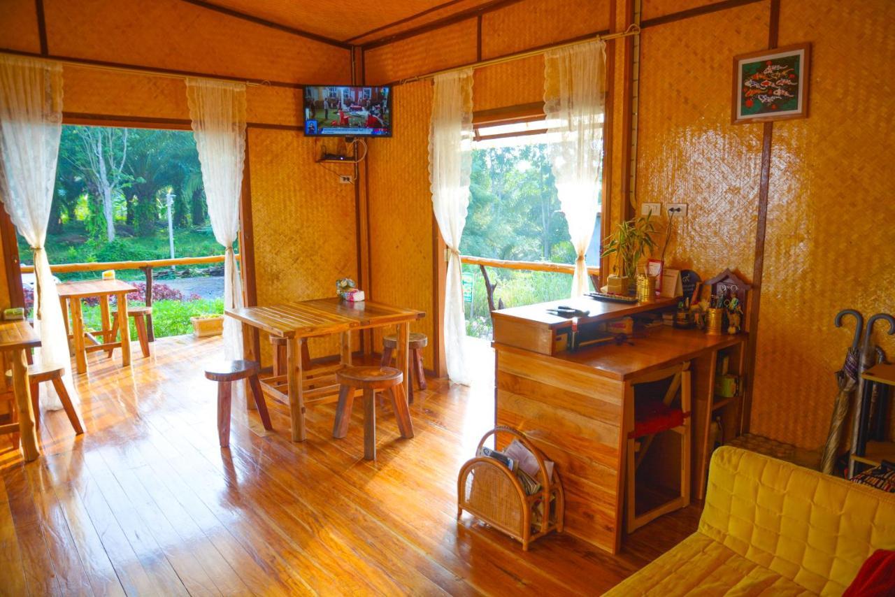 Bansuanphutarn Hotel Ban Pha Saeng Lang Bagian luar foto
