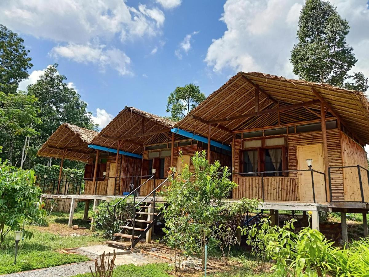 Bansuanphutarn Hotel Ban Pha Saeng Lang Bagian luar foto