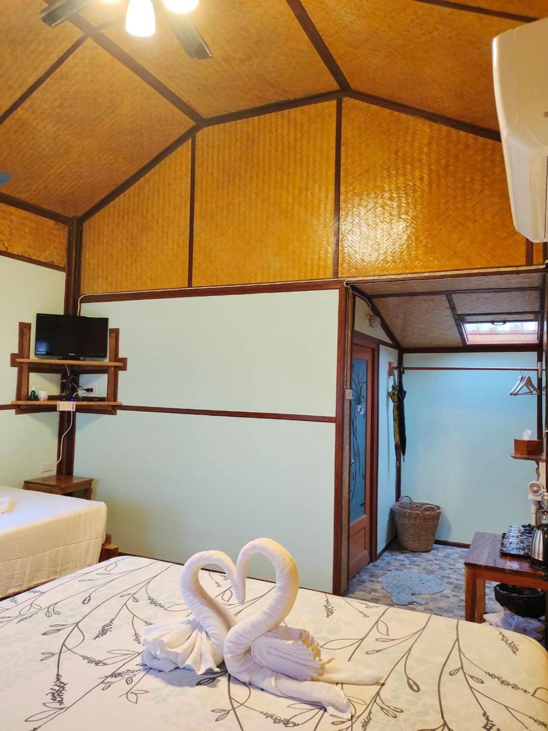 Bansuanphutarn Hotel Ban Pha Saeng Lang Bagian luar foto