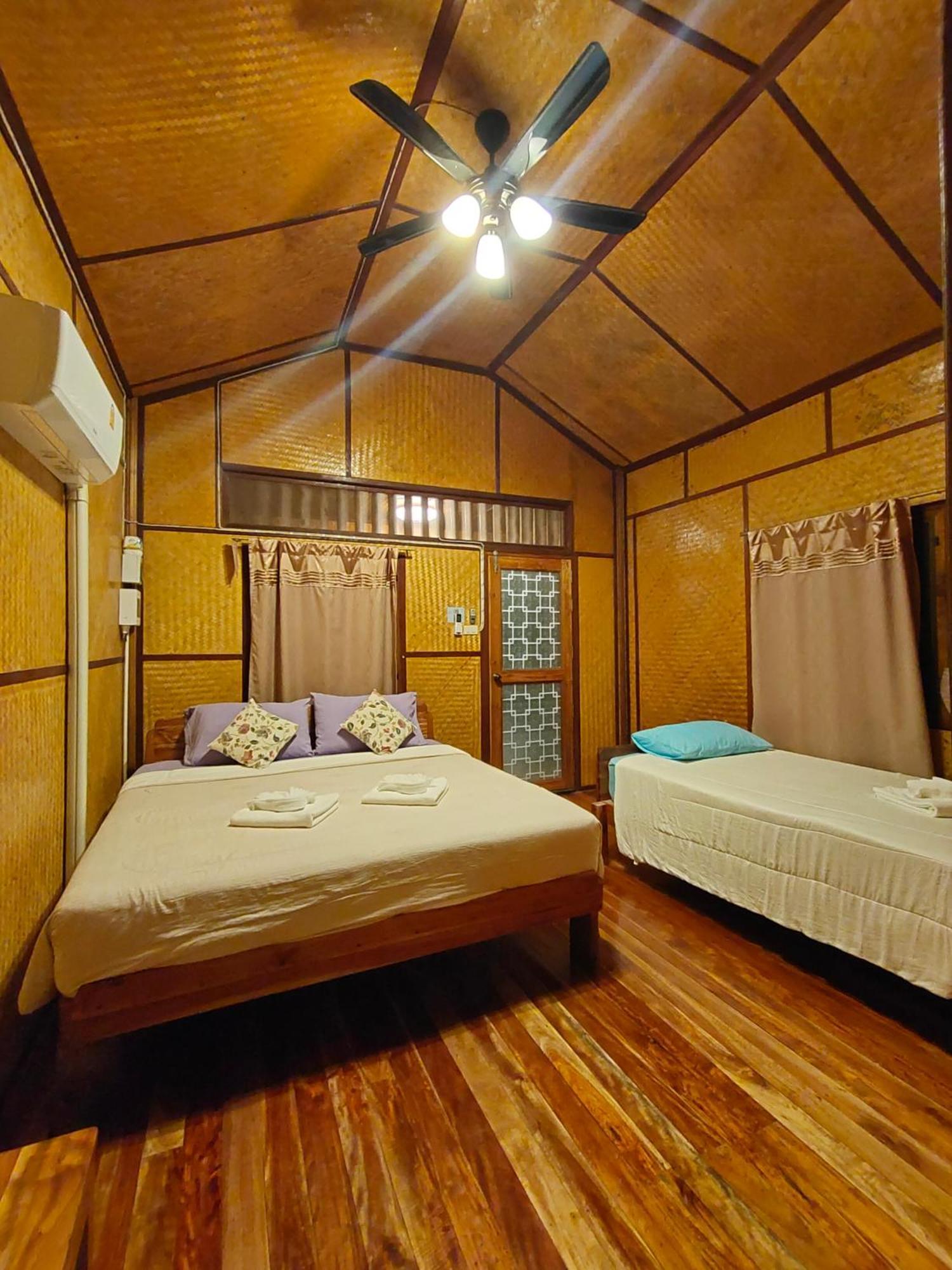 Bansuanphutarn Hotel Ban Pha Saeng Lang Bagian luar foto